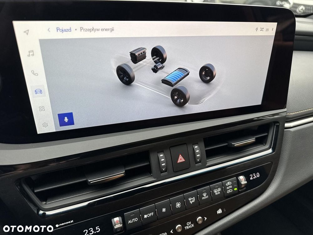 Lexus ES 300h Business Edition - 17