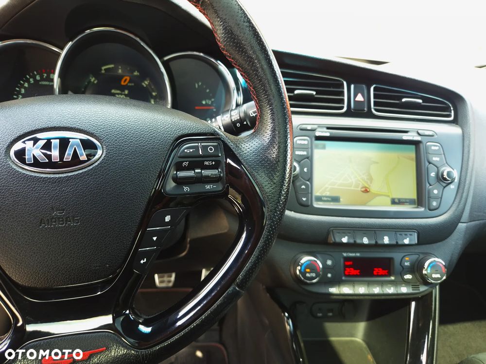 Kia Ceed 1.6 T-GDI GT-Track - 24