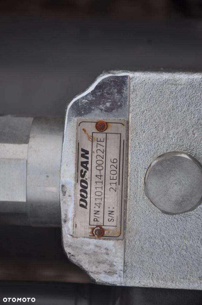 Zamek hydrauliczny siłownika Doosan DX 225 LC NOWY - 4