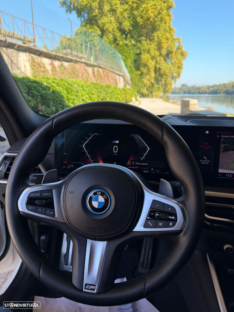 BMW 330 e Pack M Auto - 35