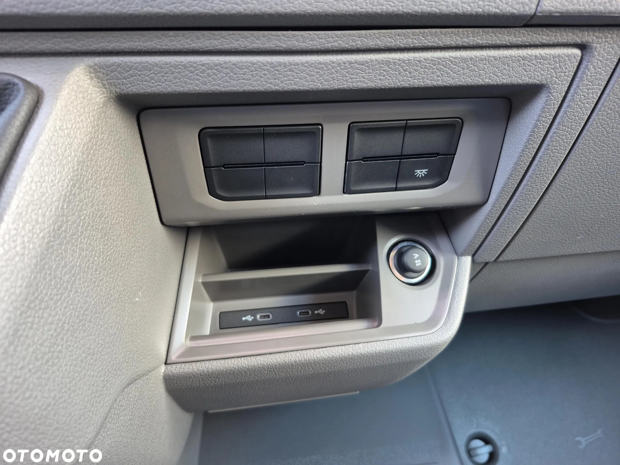 Volkswagen CRAFTER - 16