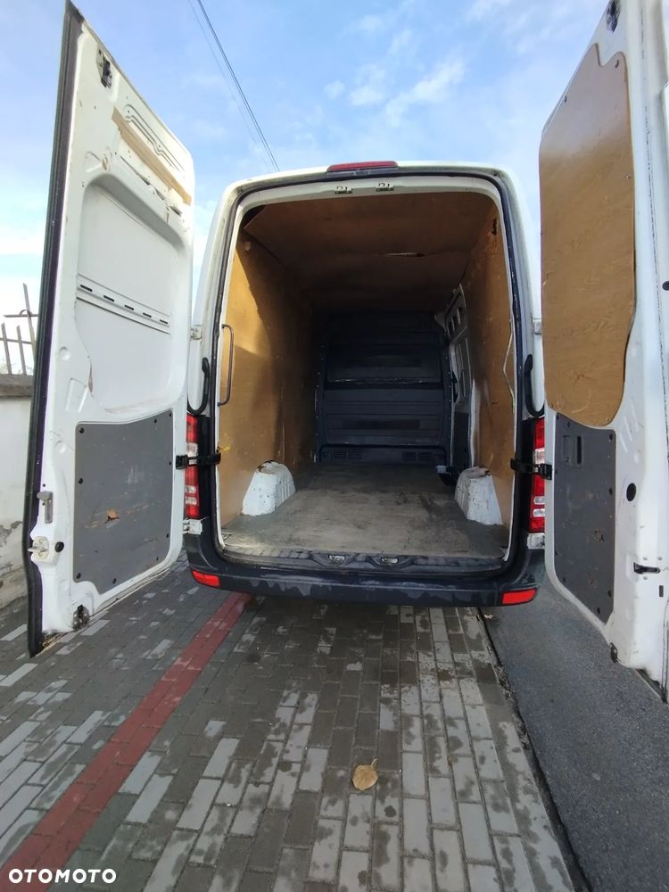 Mercedes-Benz Sprinter - 6