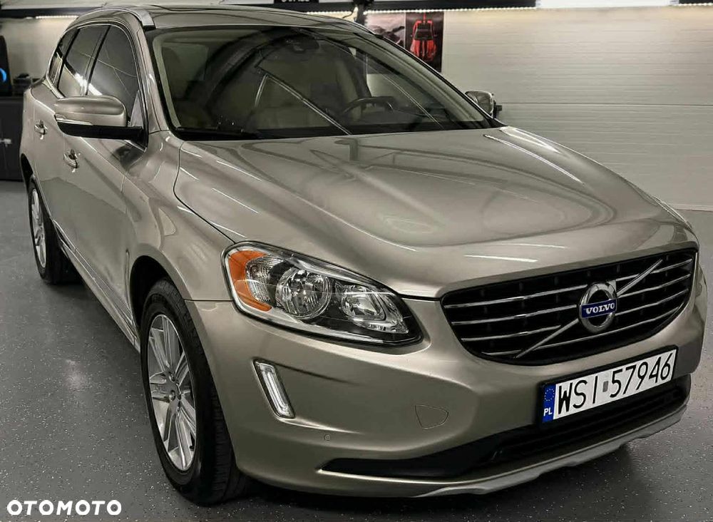 Volvo XC 60 T6 AWD Geartronic Momentum - 7