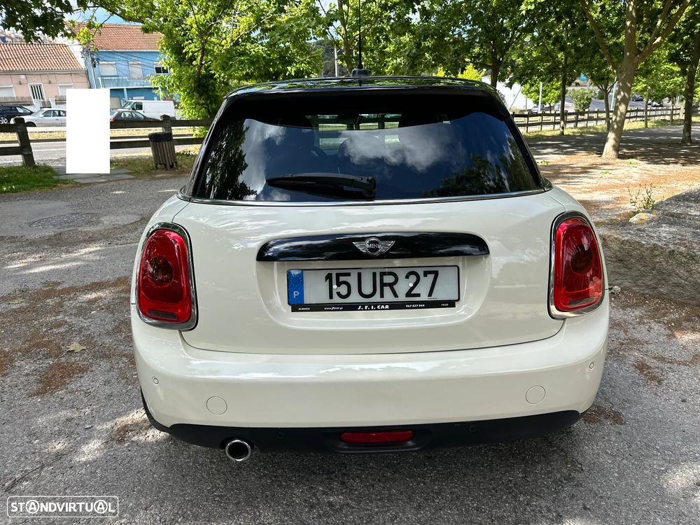 MINI 5 Portas Cooper D - 10