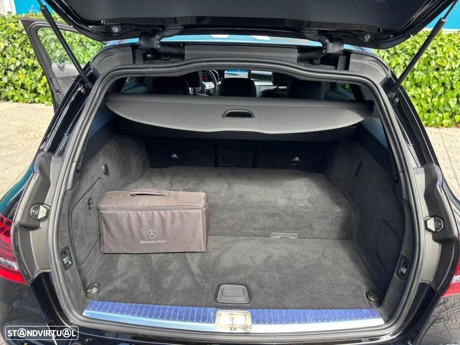 Mercedes-Benz C 300 de AMG Line - 32