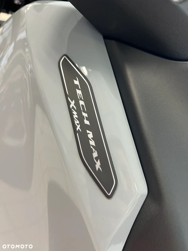 Yamaha X-max - 9
