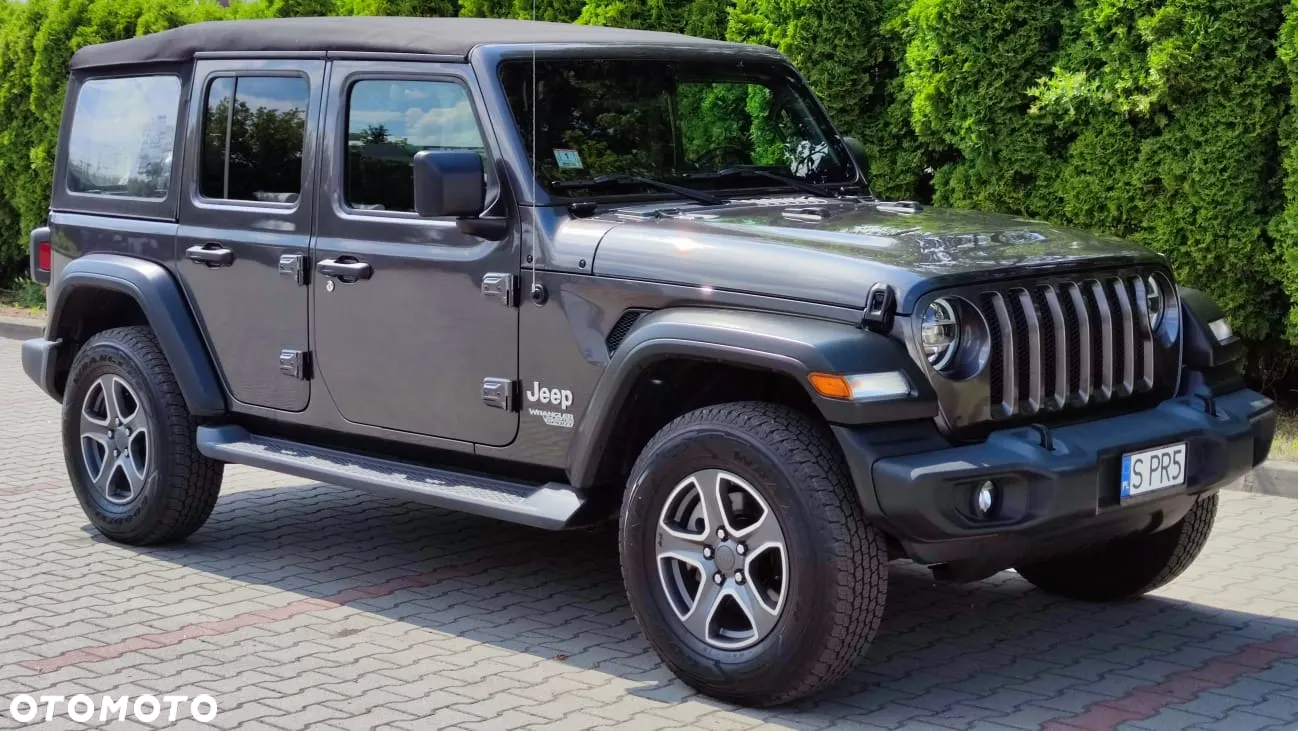 Jeep Wrangler Unlimited GME 2.0 Turbo Sahara - 8