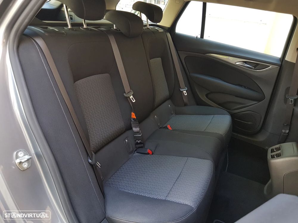 Opel Insignia Sports Tourer 1.6 CDTi Dynamic - 38