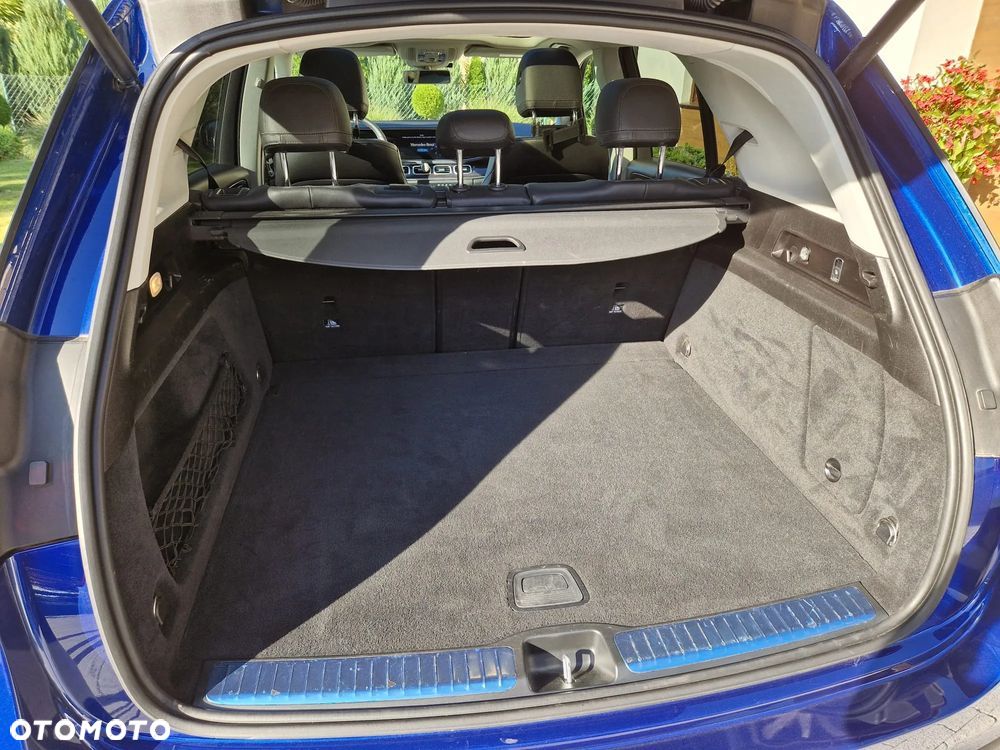 Mercedes-Benz GLE 300 d 4-Matic - 11