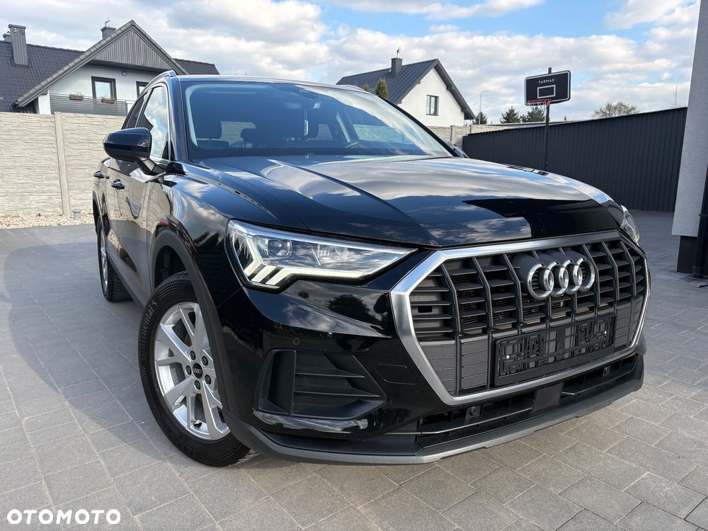 Audi Q3 45 TFSIe S tronic - 1