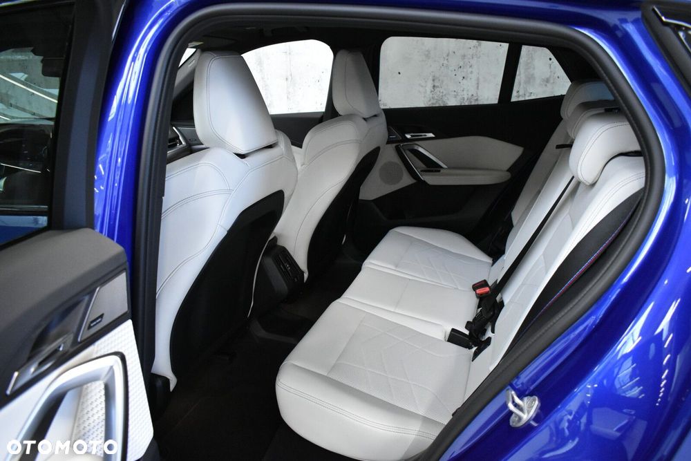 BMW X2 - 24