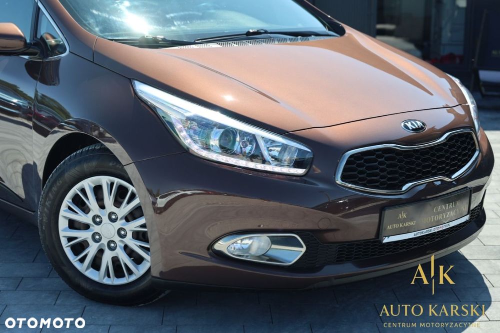 Kia Ceed - 15