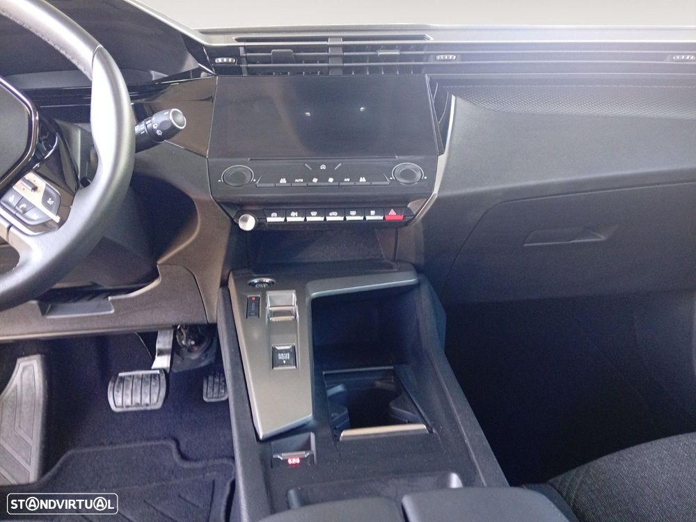 Peugeot 308 SW 1.2 Hybrid Style e-DCS6 - 11