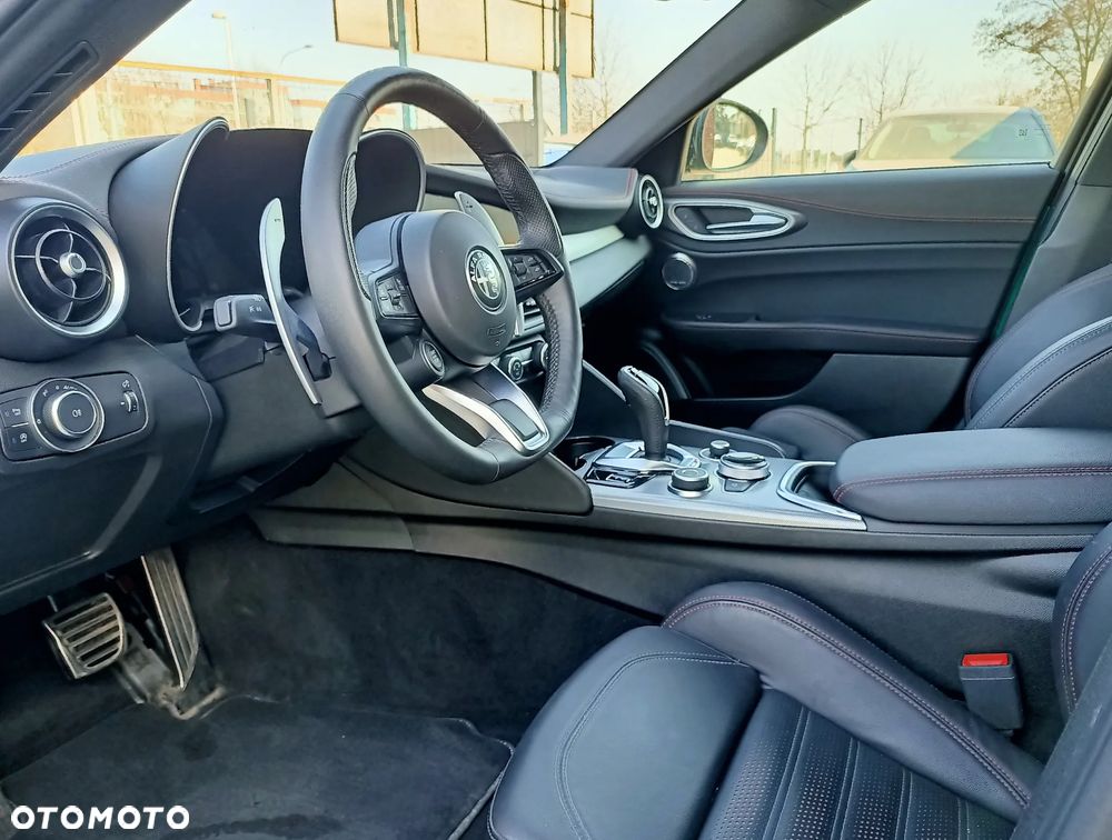 Alfa Romeo Giulia 2.0 Turbo Tributo Italiano Q4 - 8