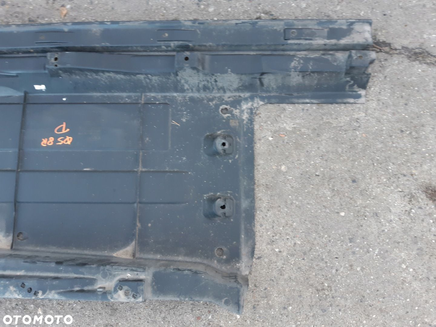 AUDI Q5 8R OSŁONA PŁYTA PODŁOGI PODWOZIA PRAWA 8R0825208B - 2