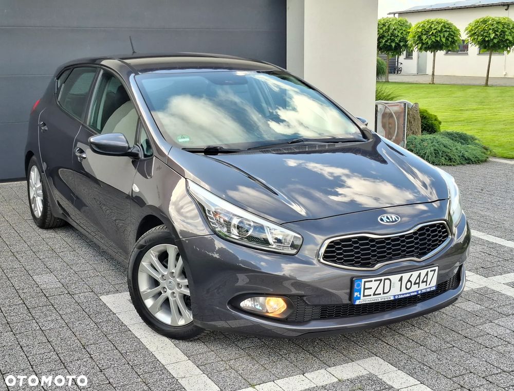 Kia Ceed 1.4 CVVT Spirit - 4