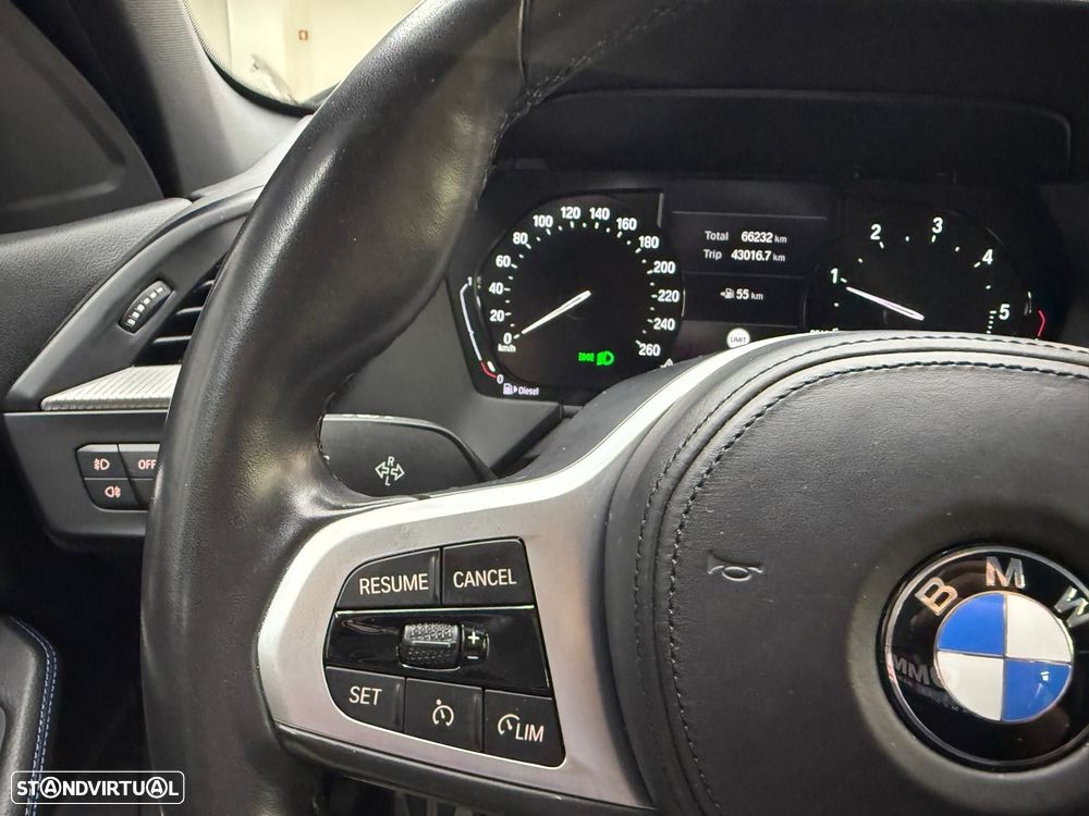BMW 116 d Pack Desportivo M Auto - 17