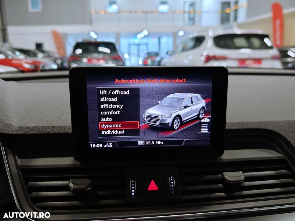 Audi Q5 50 TFSI e quattro S tronic - 11