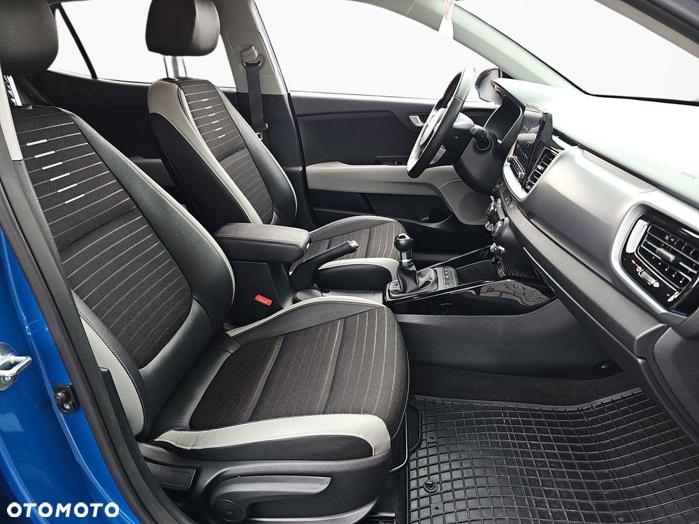 Kia Stonic - 15