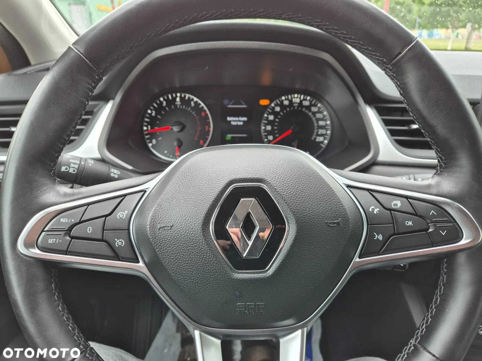 Renault Captur 1.3 TCe mHEV Techno - 27