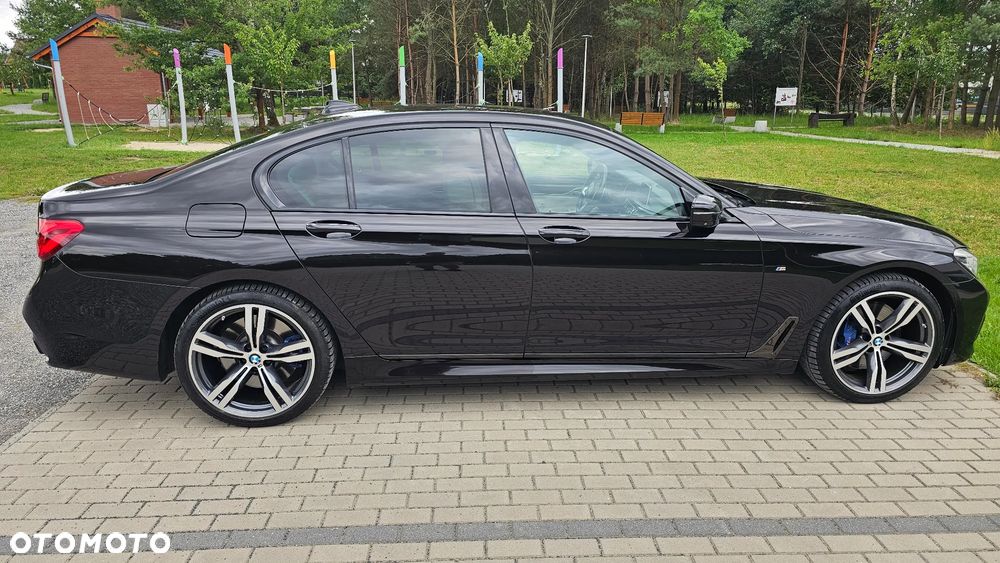 BMW Seria 7 750d xDrive - 31