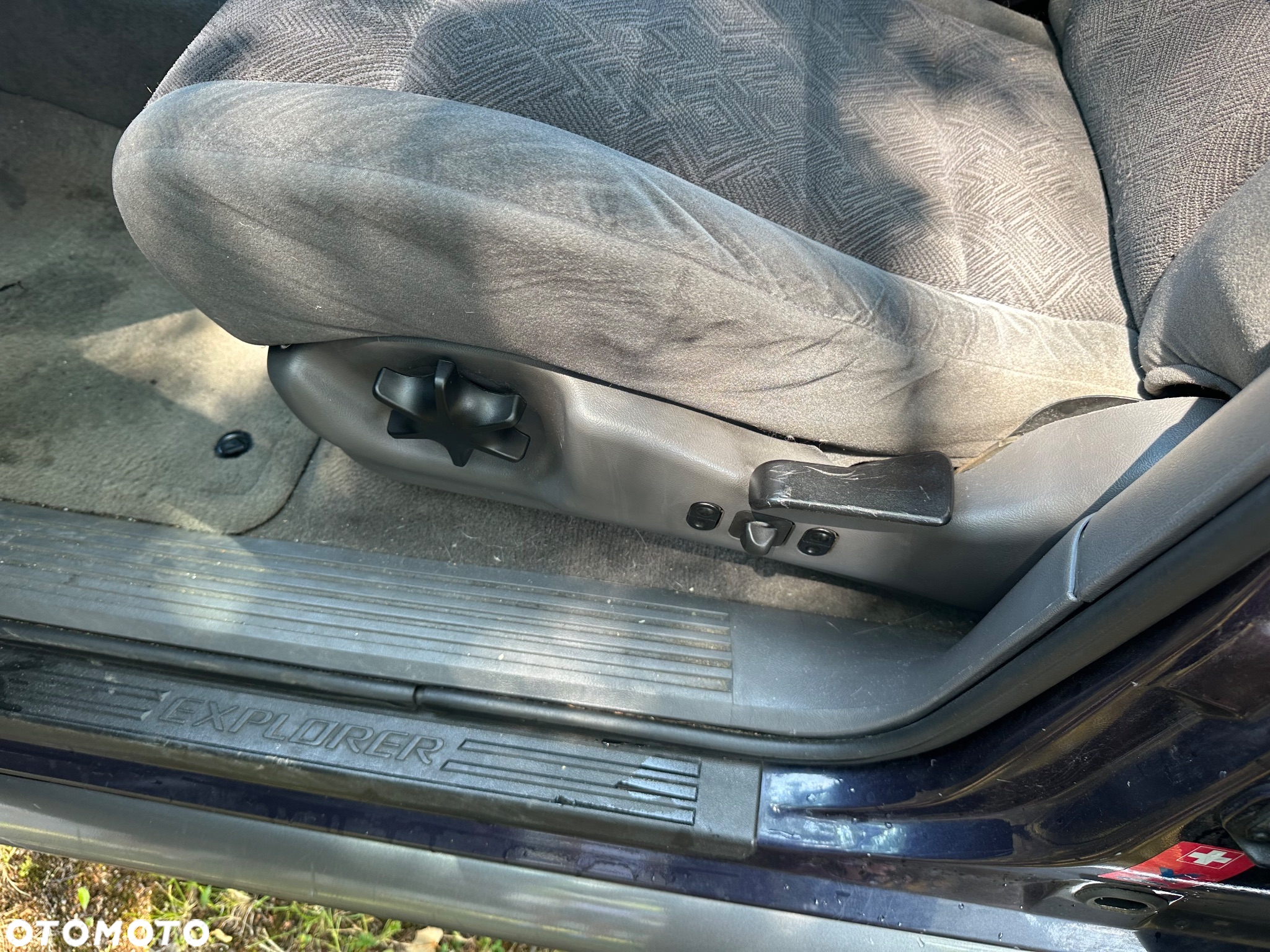 Ford Explorer 4.0 - 15