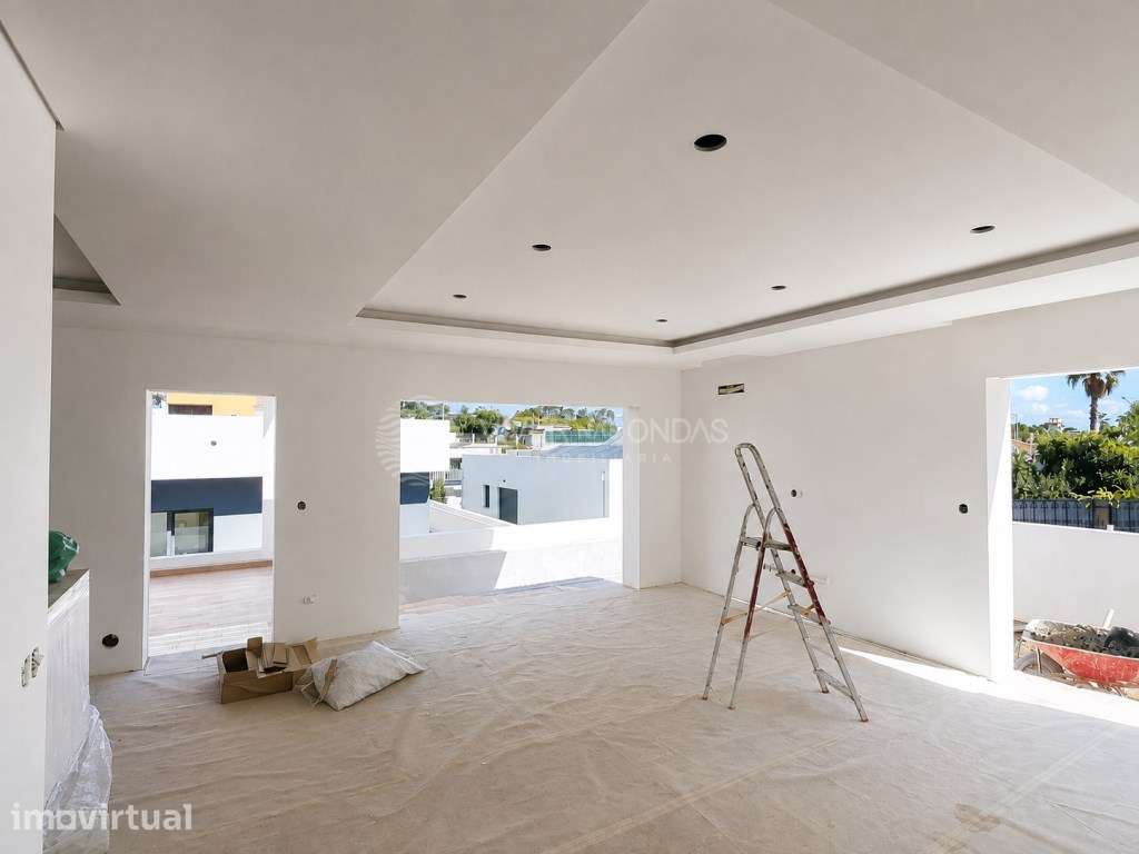 OFERTA DA ESCRITURA | Moradia T3+1 | Térrea | Piscina | Fernão Ferro - Grande imagem: 4/27