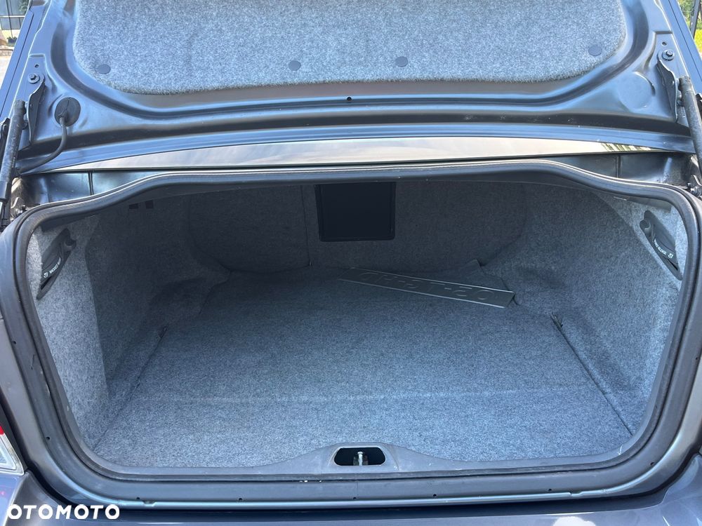 Volvo S60 2.4 Momentum - 10