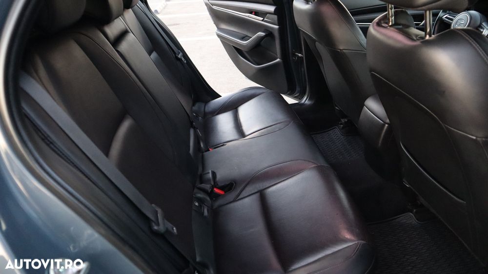 Mazda 3 e-Skyactiv G122 MHEV Plus - 17