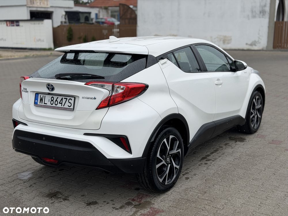 Toyota C-HR - 4