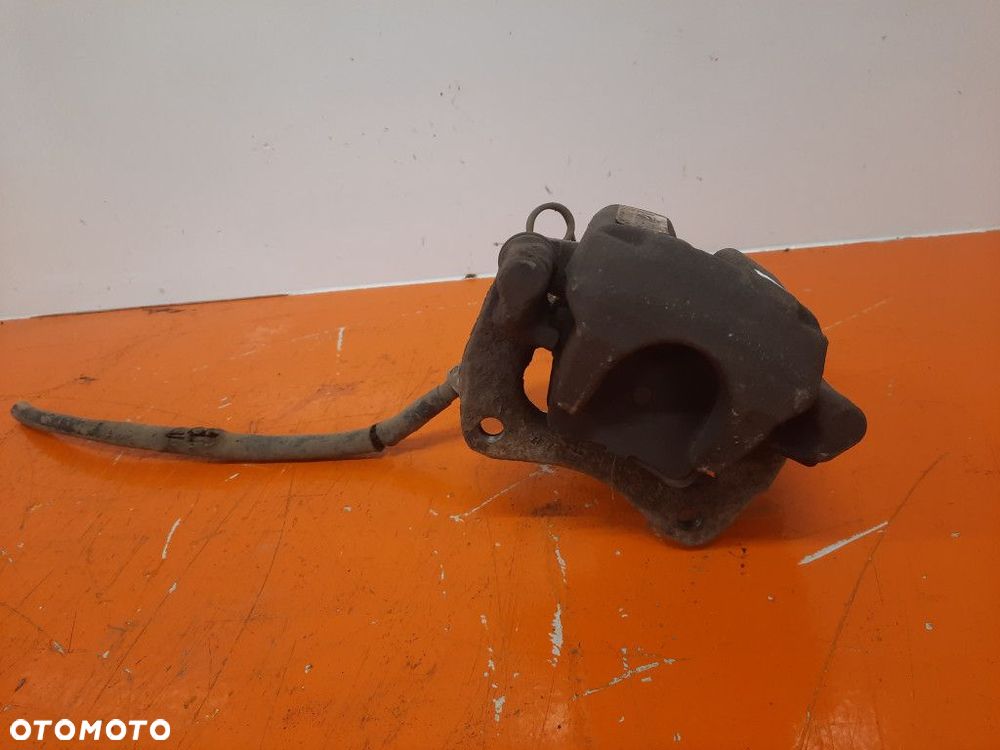 PEUGEOT 407 1.6 HDIF 16V  04-10 ZACISK HAMULCOWY PRZÓD PRAWY 9844362780 - 2
