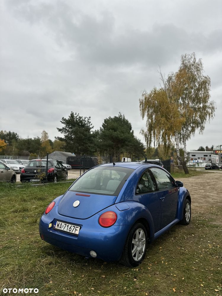 Volkswagen New Beetle 2002 photo 3