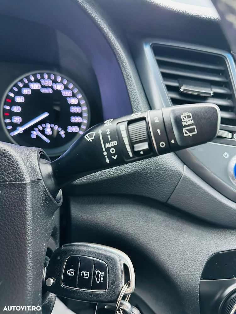 Hyundai Tucson blue 1.7 CRDi 2WD Passion Plus - 29