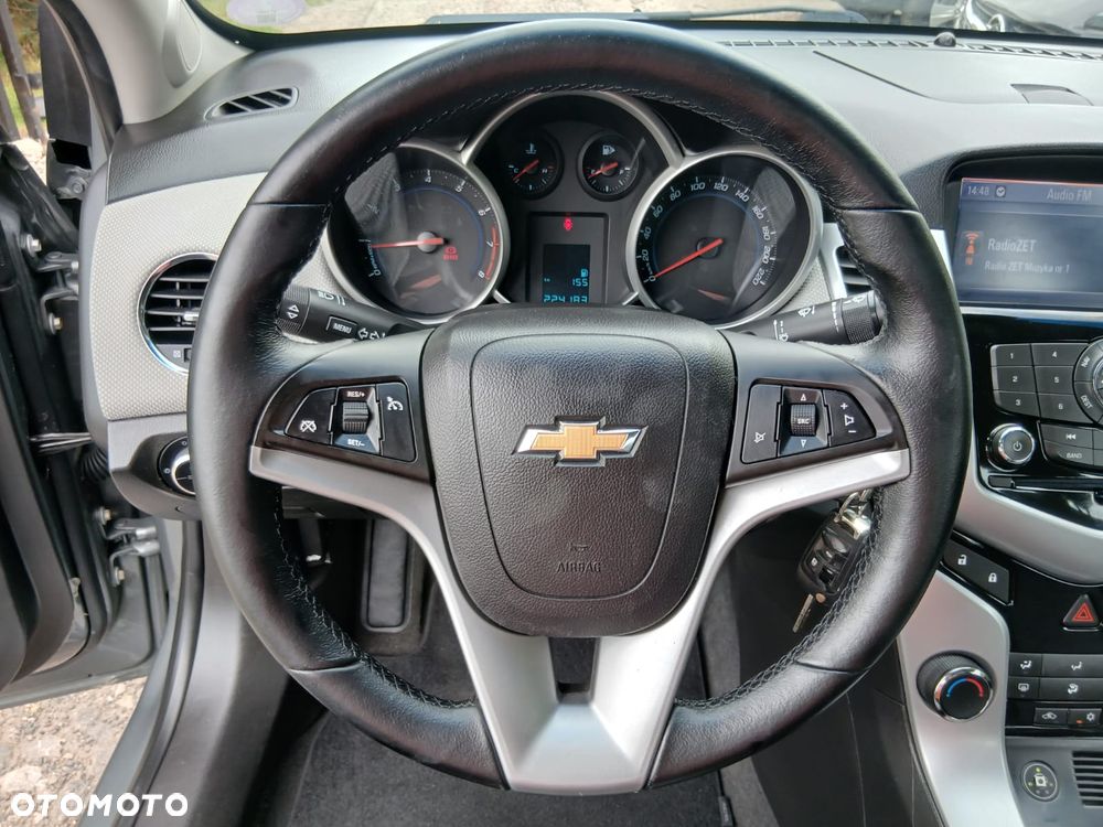Chevrolet Cruze 1.8 LT+ - 20