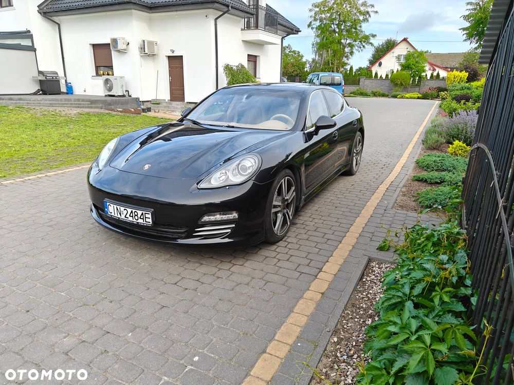 Porsche Panamera 4S - 2
