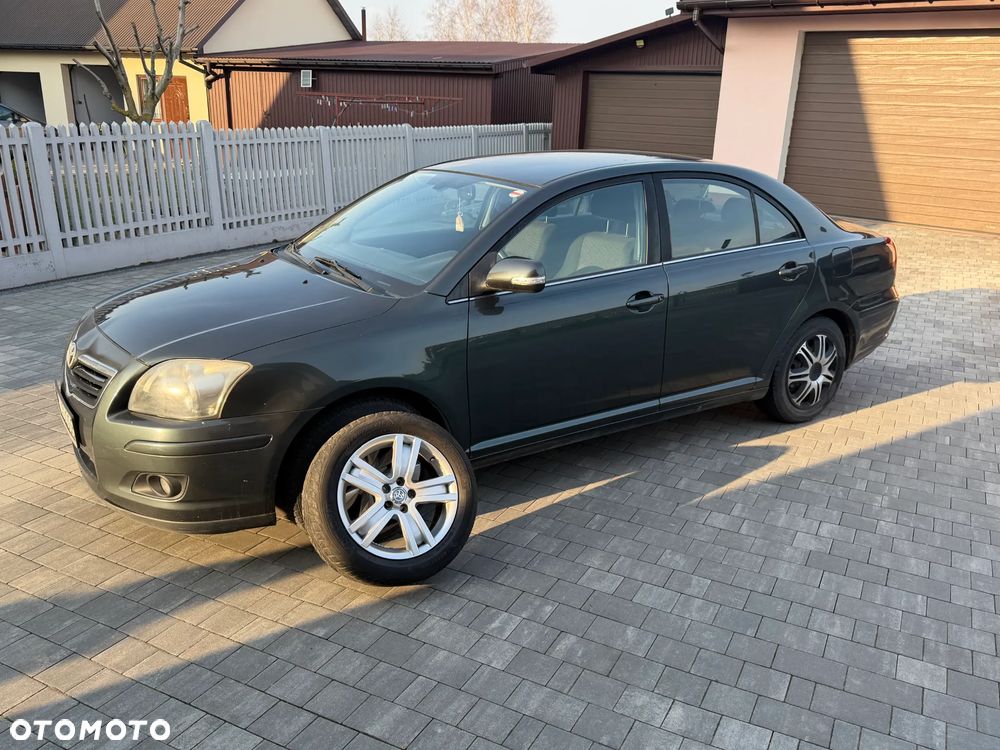 Toyota Avensis 2.0 D-4D - 4