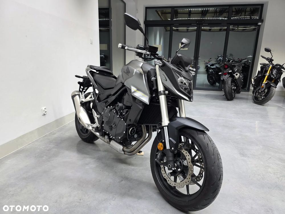 Honda Hornet - 16