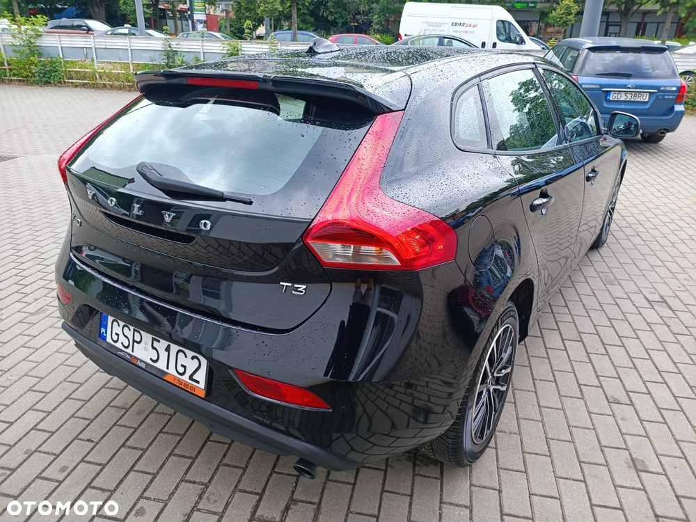 Volvo V40 T3 Geartronic Momentum - 7