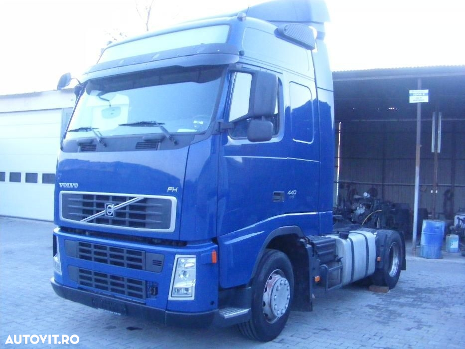Dezmembrez Volvo FH FM 12 13 E5 - 3