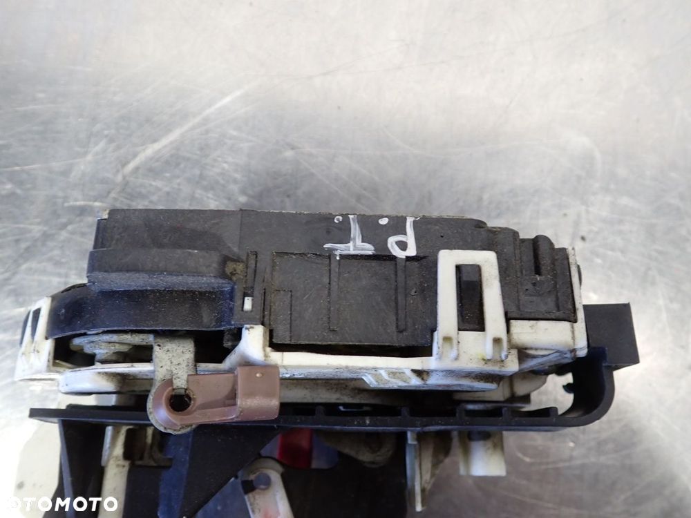 ZAMEK PRAWY TYŁ DRZWI DODGE CALIBER - 4