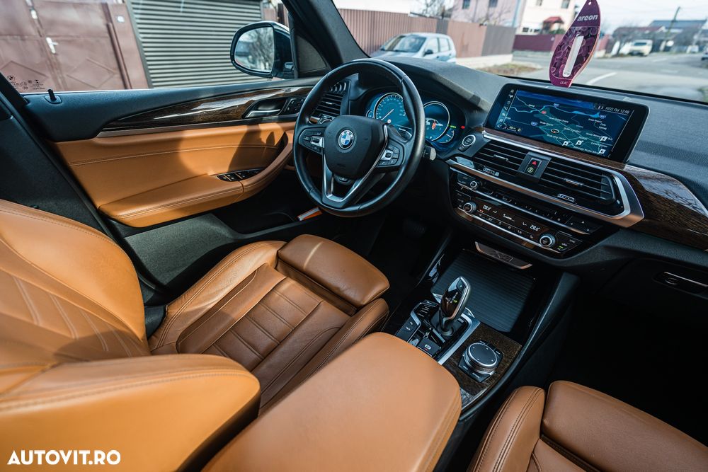 BMW X3 xDrive30i AT Luxury Line - 16