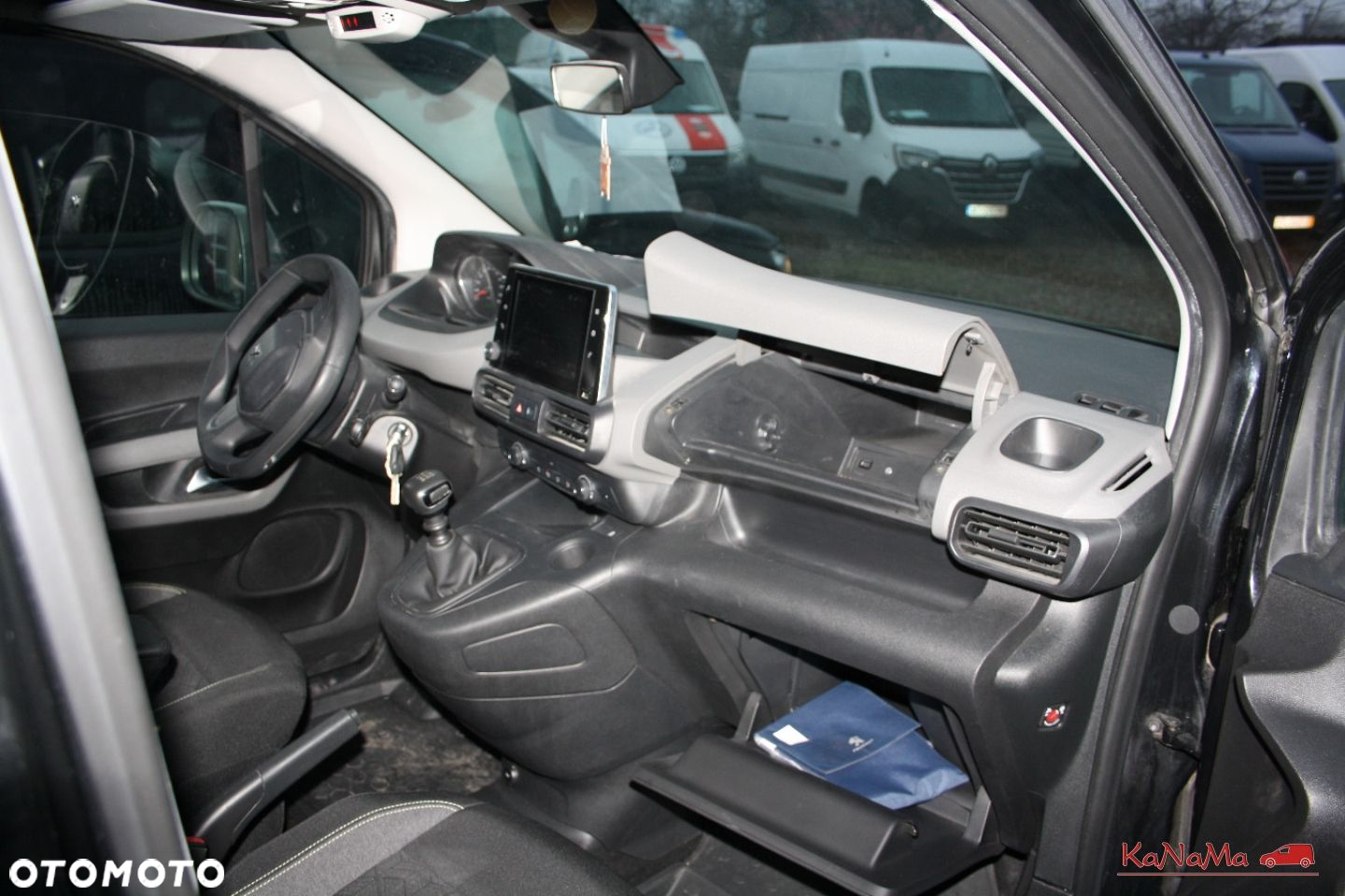 Peugeot Rifter - 11