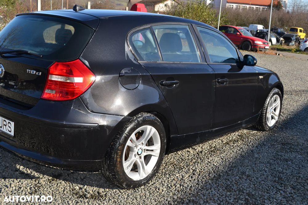 BMW Seria 1 118d - 5