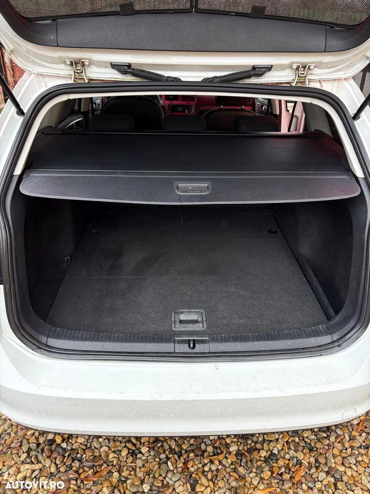 Volkswagen Golf Variant 1.6 TDI DPF Comfortline - 17