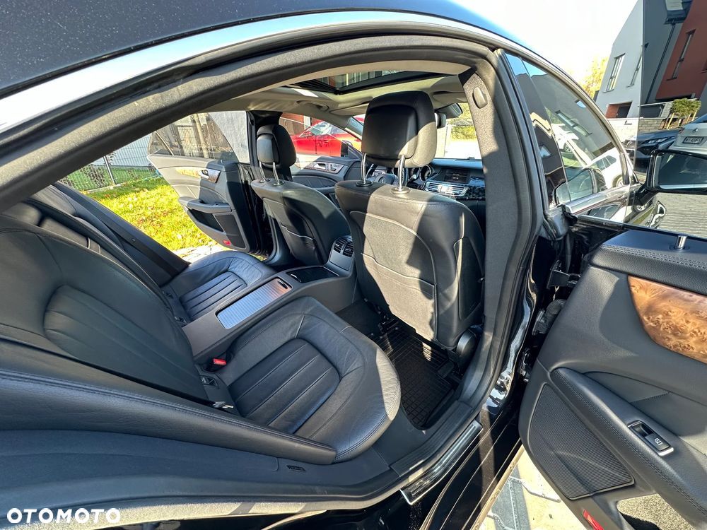 Mercedes-Benz CLS 350 CDI BlueEff - 24