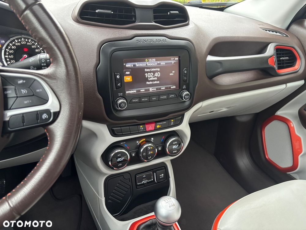 Jeep Renegade 1.4 MultiAir Limited - 26
