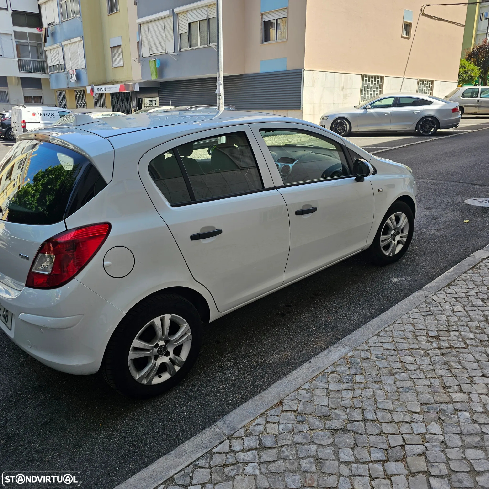 Opel Corsa 1.3 CDTi Cosmo - 2