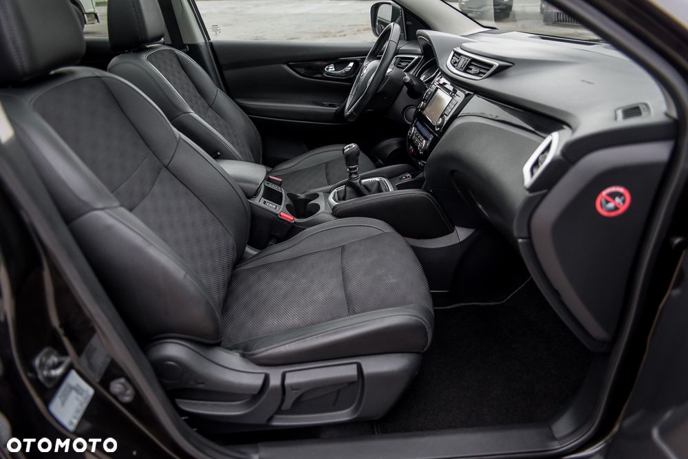 Nissan Qashqai 1.6 DIG-T Tekna - 29
