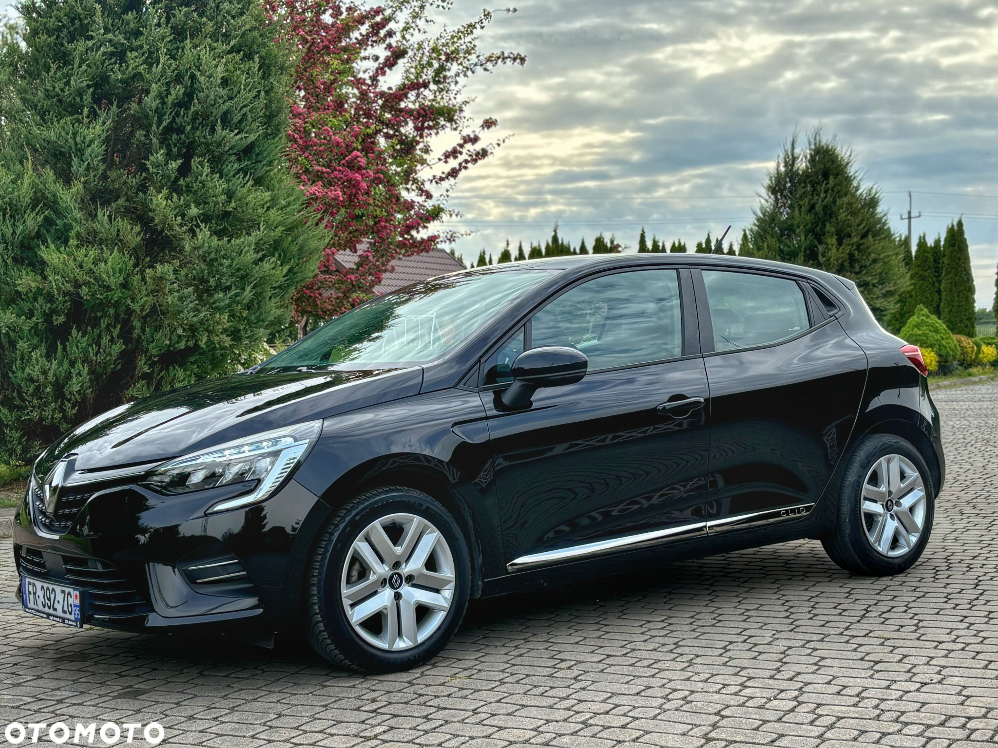 Renault Clio SCe 75 EXPERIENCE - 32