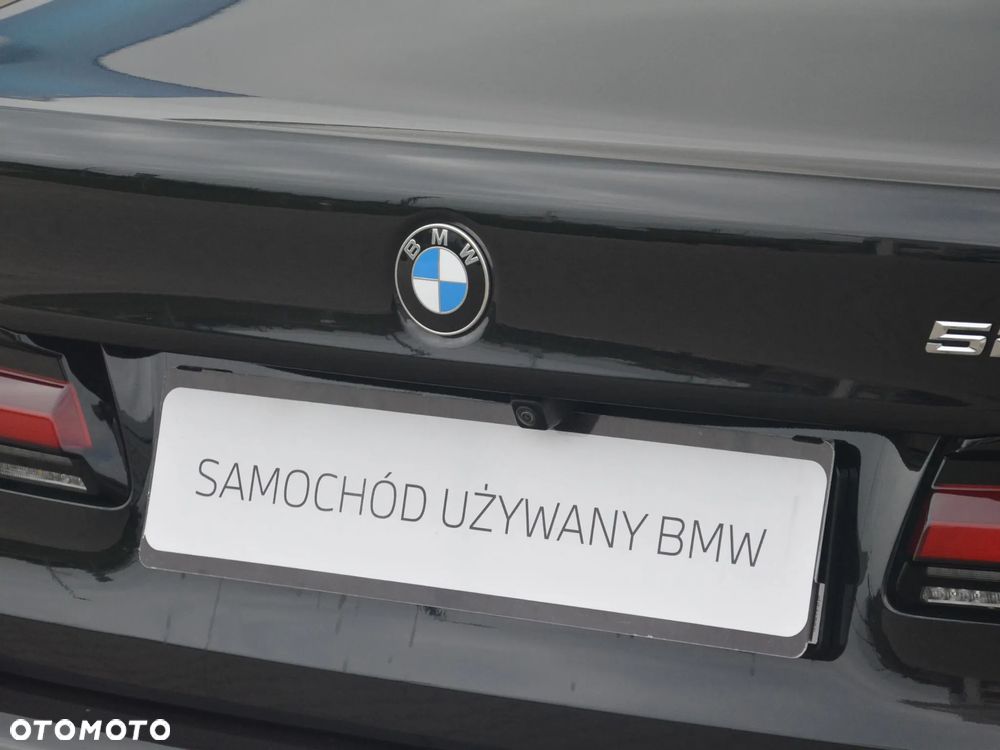 BMW Seria 5 520d xDrive - 13